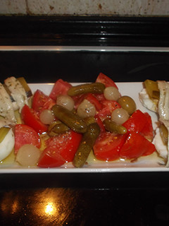 Una foto de Ensalada de huevo duro y boquerones