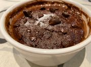 Una foto de aceite de coco postres