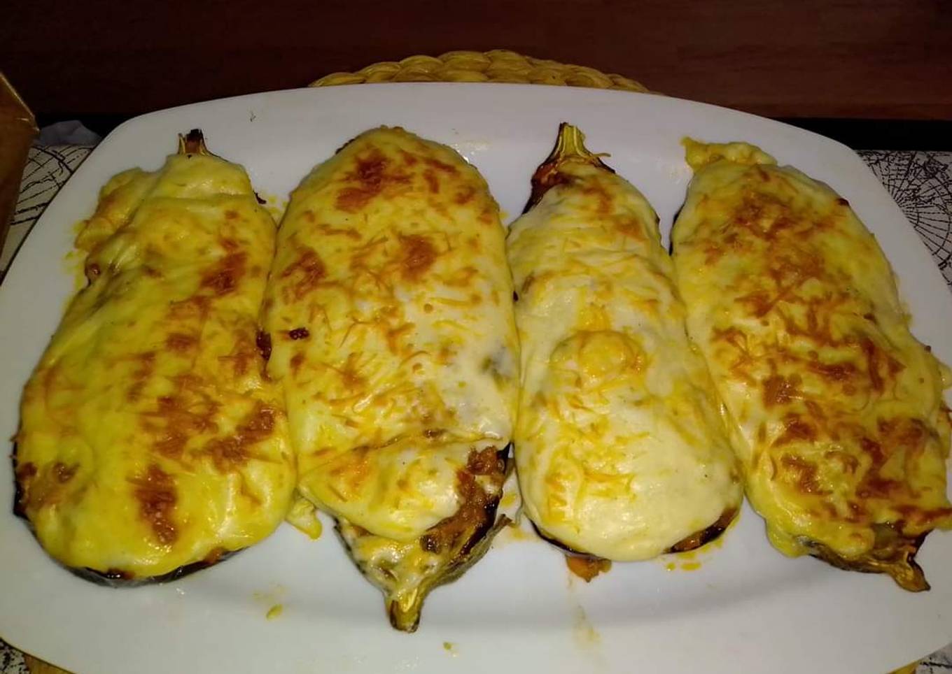 Berenjenas rellenas de carne (Fáciles)