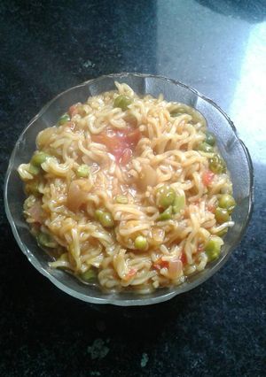 A picture of Buttery vegetable maggie with tangy flavour.