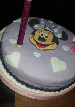 Una foto de Torta decoración de Minnie