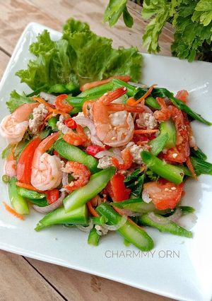 รูปของ ยำก้านคะน้าฮ่องกง