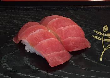 How to Prepare Tasty Traditional Tuna Nigiri Sushi