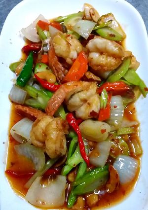 รูปของ กุ้งผัดเม็ดมะม่วง
