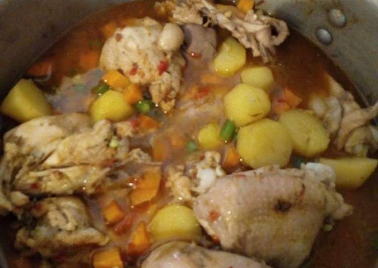 Simple Way to Make Favorite Chicken Soup with Assorted Veggies