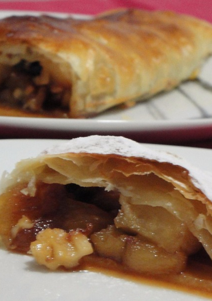 Una foto de Strudel de manzana