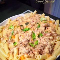Julie's Sausage Alfredo A picture of Julie's Sausage Alfredo.