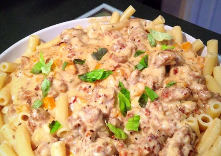 How to Prepare Recipe of Julie&#39;s Sausage Alfredo