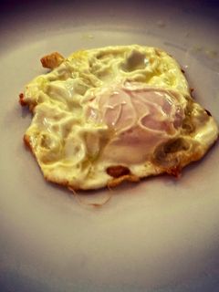 Una foto de Huevo frito con puntilla
