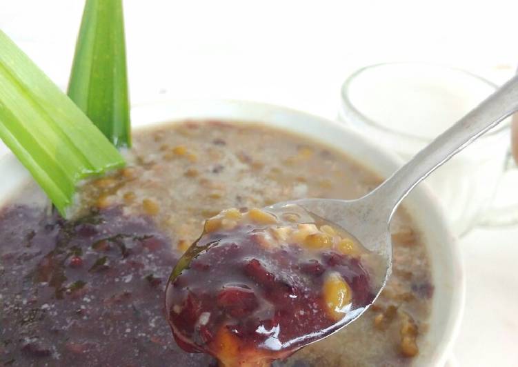 Bubur Kacang Ijo Dan Ketan Hitam