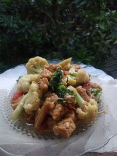 Foto resep Stir-fried Tempe with vegetables