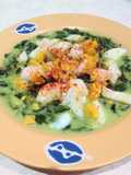 Espinaca fresca con calabacín en crema y huevo duro 🥚