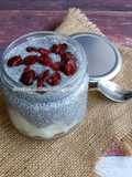 Chia Pudding with Fiber Creme