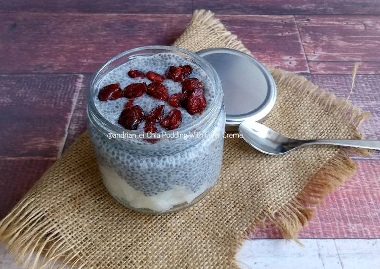 Chia Pudding with Fiber Creme
