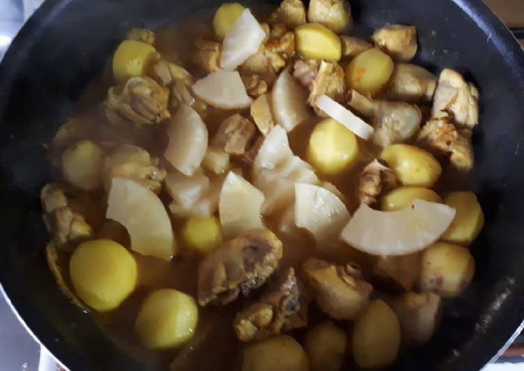 Nos 11 Meilleures Recettes de Volaille et pommes de terre au curry et ananas