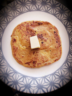 A picture of Moong dal parantha😋.