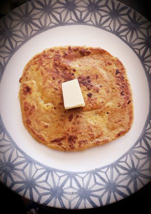 A picture of Moong dal parantha😋.
