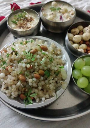 साबूदाना खिचड़ी (sabudana khichdi recipe in Hindi) रेसिपी मुख्य फोटो