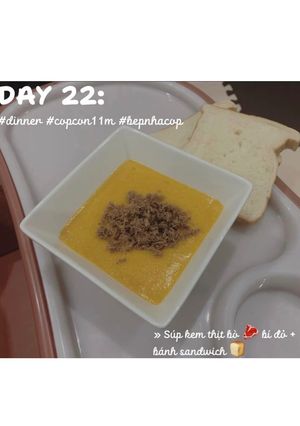 Hình của món Súp kem thịt bò bí đỏ + bánh sandwich 🍞.