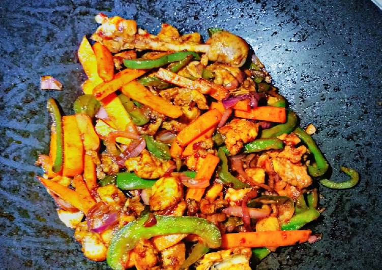 Recipe of Yummy Stir fry chicken#jikoni12weekschallenge