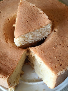 A picture of Simple vanila cake.