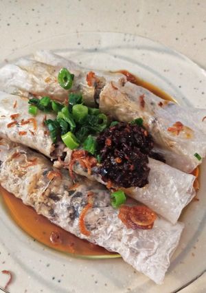 Hình của món Bánh Cuốn Kiểu Hoa từ bánh tráng.
