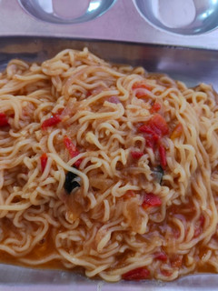 மேகி சூபி நூடுல்ஸ்(soupy noodles recipe in tamil) செய்முறை முக்கிய புகைப்படம்