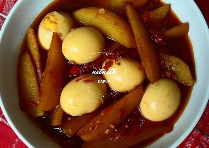 Resep Semur Telur Kentang yang Lezat