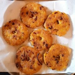 A picture of Brown rice cutlets.