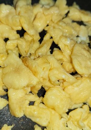 Una foto de Huevitos de Codorniz revueltos