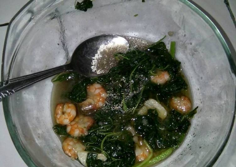 Resep Tumis bayam udang yang praktis