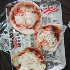 Wheat flour Zucchini cup pizza A picture of Wheat flour Zucchini cup pizza.