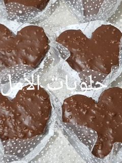 صورة لوصفة حلوة جافة بشكل قلب