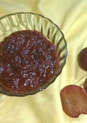 A picture of Plum Chutney.