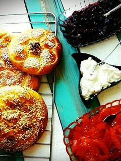 عکسی از دستور نان روغنی (نان محلی)