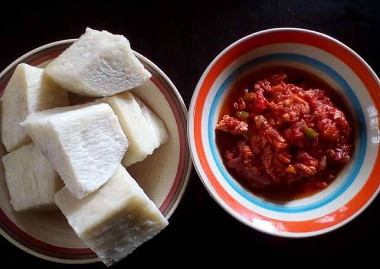 Recipe of Quick Boiled yam with fresh tomatoes sauce