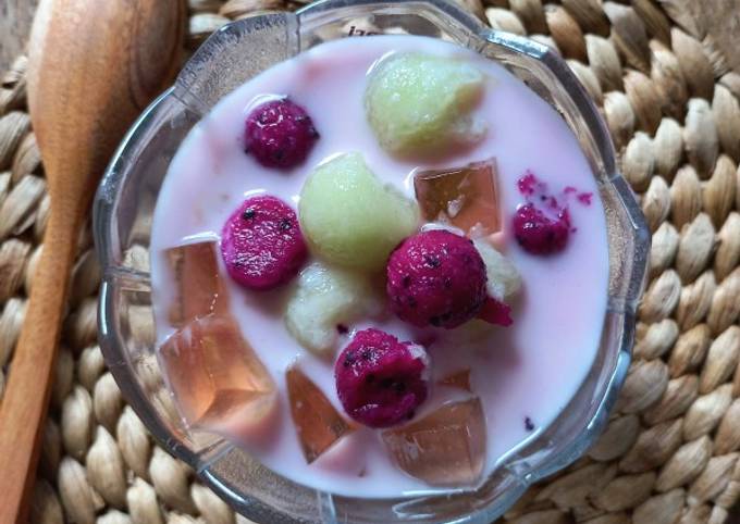 Resep Sup Buah Oleh Santi Sudarni Cookpad