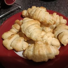 Mini Croissants 🥐 A picture of Mini Croissants 🥐.
