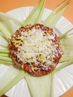 ભાખરી પીઝા (Bhakhri Pizza Recipe In Gujarati) રેસીપી મુખ્ય ફોટો