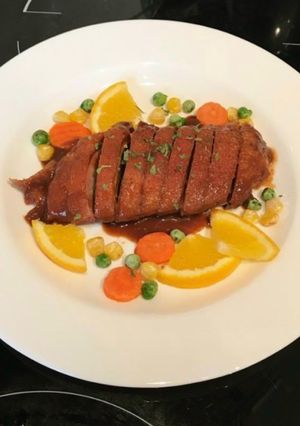 Hình của món Lườn ngỗng xông khói sốt tiêu đen.