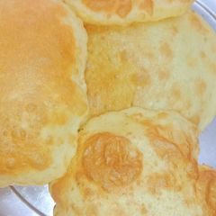 A picture of Poori.