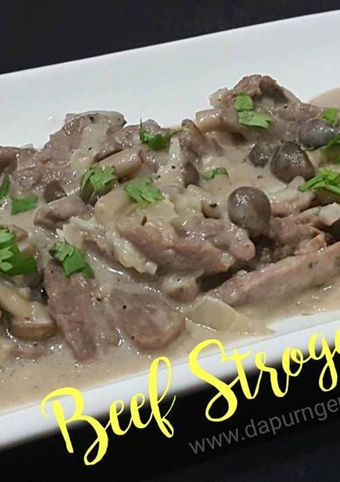 A picture of Beef Stroganoff.