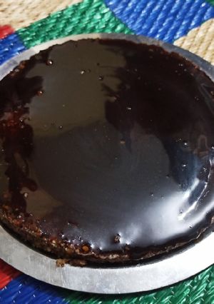 A picture of No bake chocolate cake.
