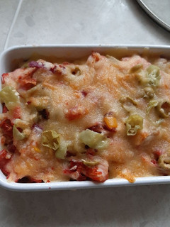 A picture of Pizza fries.