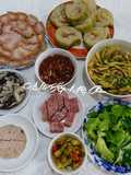 Mâm cơm ngày Tết