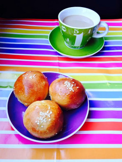 A picture of Stuffed Chicken Buns.