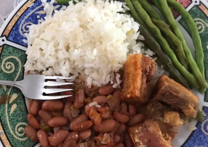 Frijoles Con Chicharrón Y Habichuelas Encurtidas Receta De Agripina