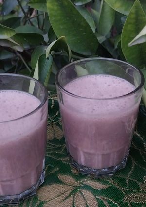 عکسی از دستور شیر موز شکلاتی