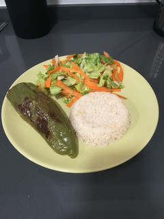 Una foto de Pimiento relleno asado