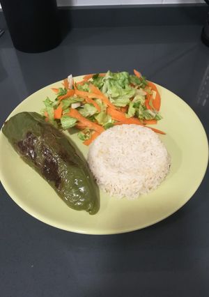 Una foto de Pimiento relleno asado